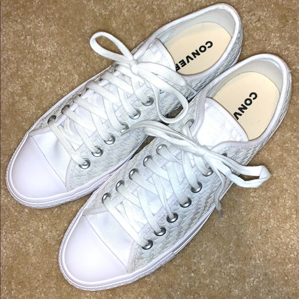 Converse Women’s Dream Weave Chuck Taylor Size 11